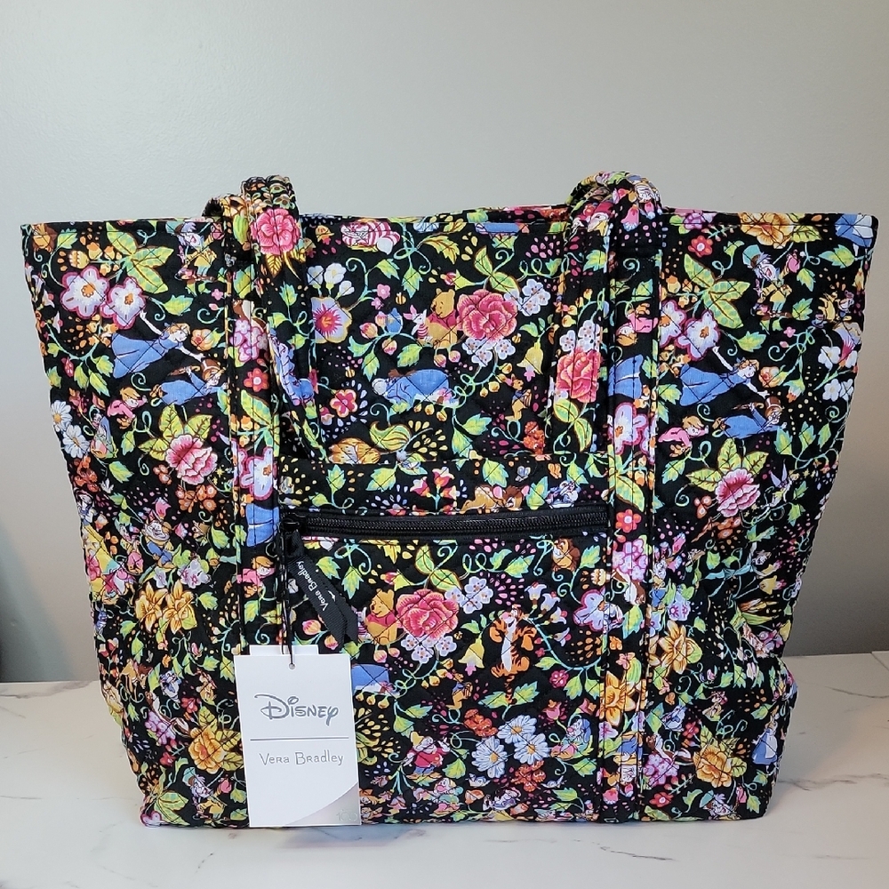Vera Bradley Vera Tote In Disney Classics On The Green